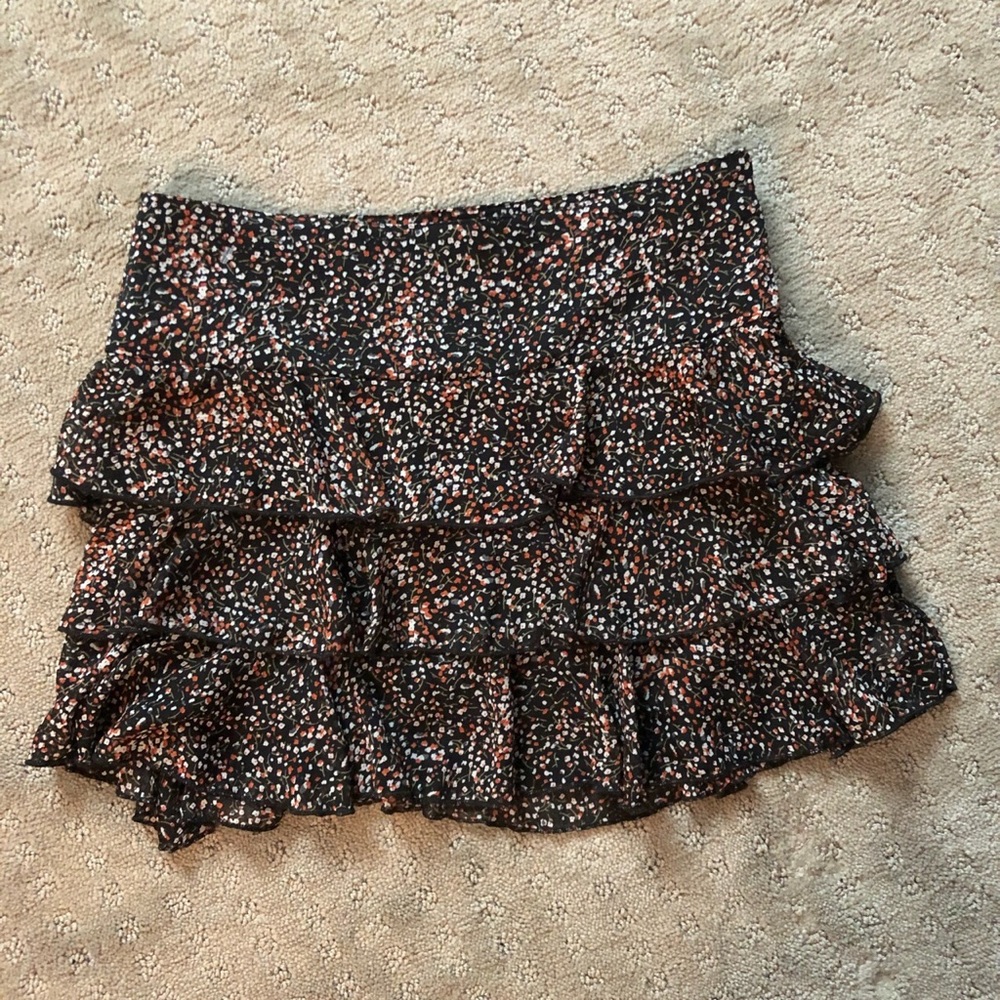 Ruffle mini skirt
